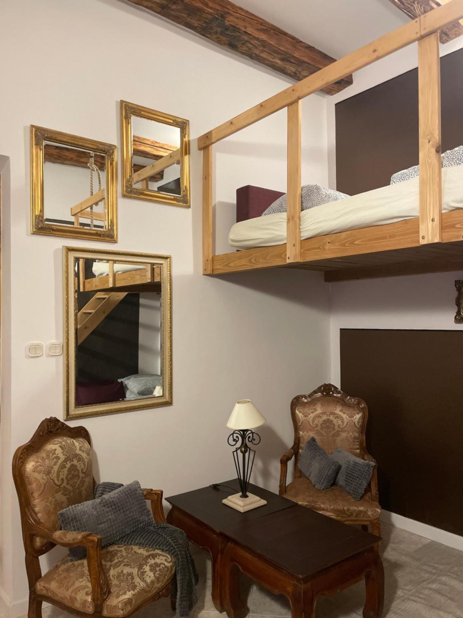 Family Suite Красков Екстериор снимка