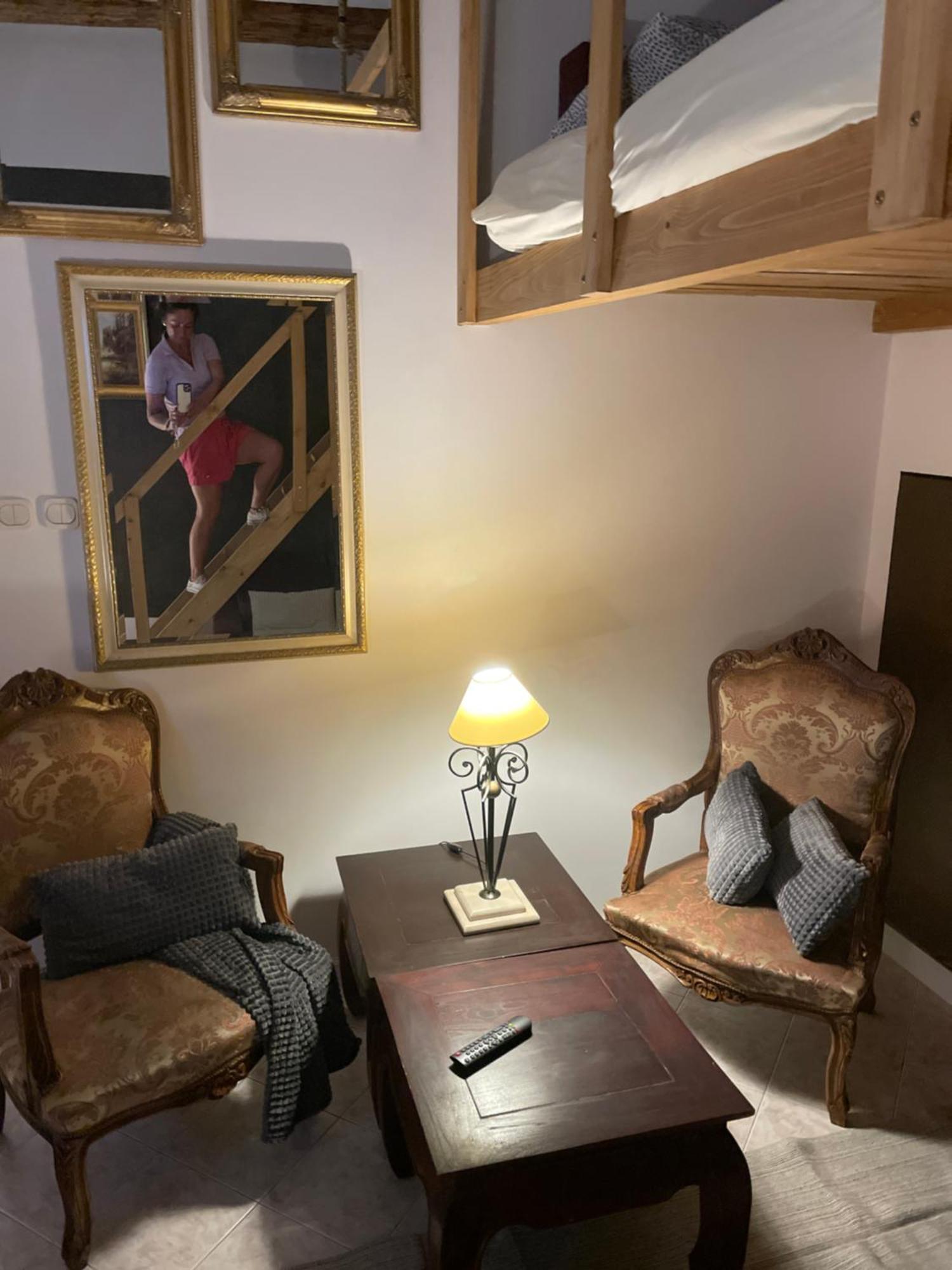 Family Suite Красков Екстериор снимка