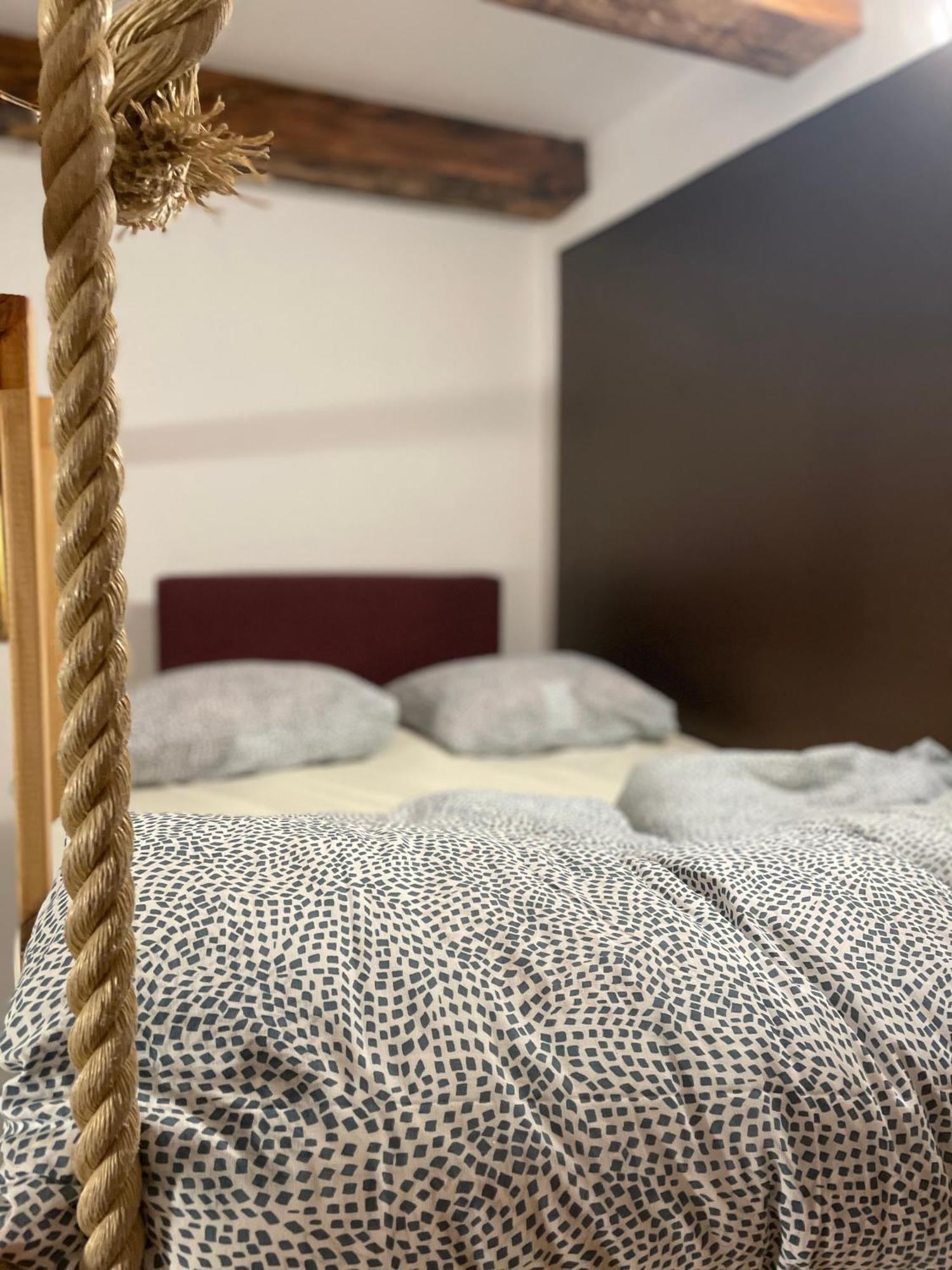Family Suite Красков Екстериор снимка